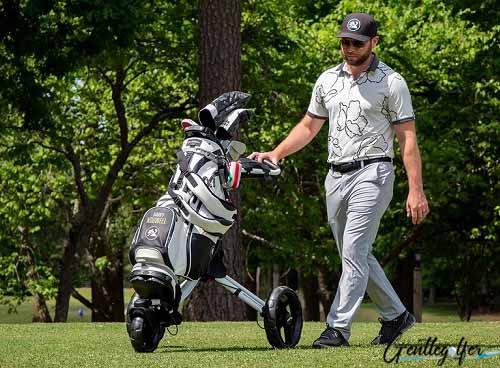 4 wheel golf push cart vs 3 wheel