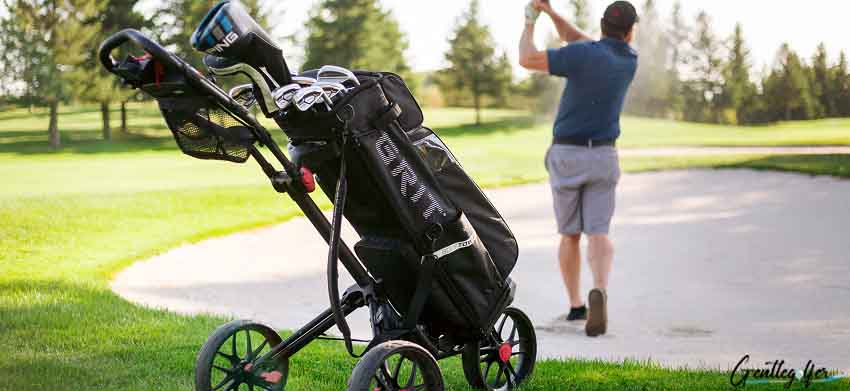 how to choose a golf bag for oversized grips men